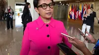 Menteri Luar Negeri (Menlu RI) Retno Marsudi saat ditemui media di Sekretariat ASEAN, Selasa (31/10/2023). (Liputan6/Benedikta Miranti)