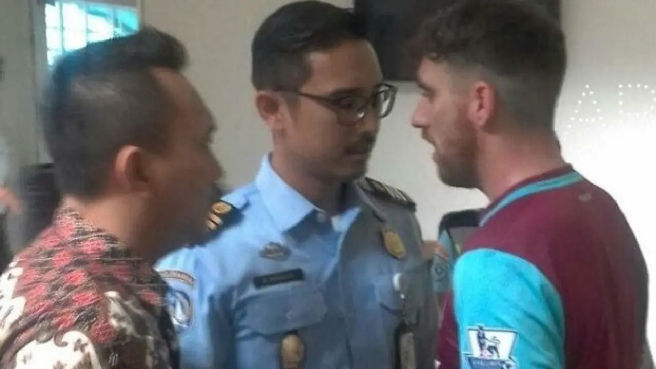 Paspor Sobek dan Mengamuk, 2 Warga Irlandia Dideportasi dari Bali