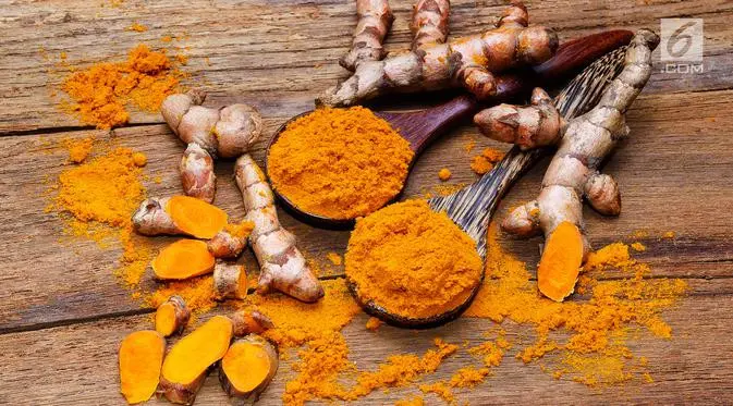 Kunyit ternyata nggak cuma buat masak, tapi juga jadi obat. (Sumber Foto: iStockphoto)