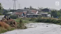Dinas Lingkungan Hidup Sidoarjo Periksa Buih Busa di Sungai Sumput