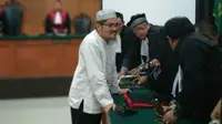 Jonru Ginting jalani persidangan di pengadilan (Liputan6.com/ Muhammad Radityo Priyasmoro)