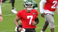 How Serious is Justin Fields' Recent Injury?