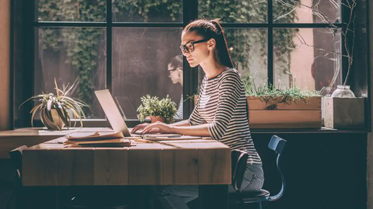 Kerja kantoran./Copyright thinkstockphotos.com