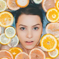 Simak apa saja manfaat kulit jeruk untuk kecantikan. (Foto: Unsplash.com/Noah Buscher).