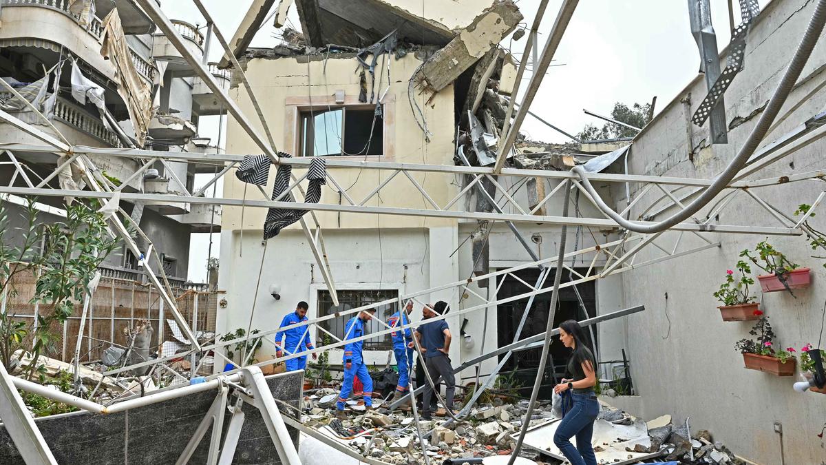 Kembali ke Rumah, Pengungsi Lebanon Bangun Ulang Kehidupan