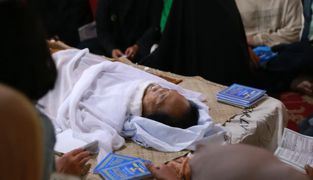 Bahkan Triawan melihat Yon merupakan salah satu perjalanan sejarah dalam kencah musik Indonesia. Bahkan, ia kalau boleh menyebut Yon merupakan King of Pop Indonesia. (Adrian Putra/Bintang.com)