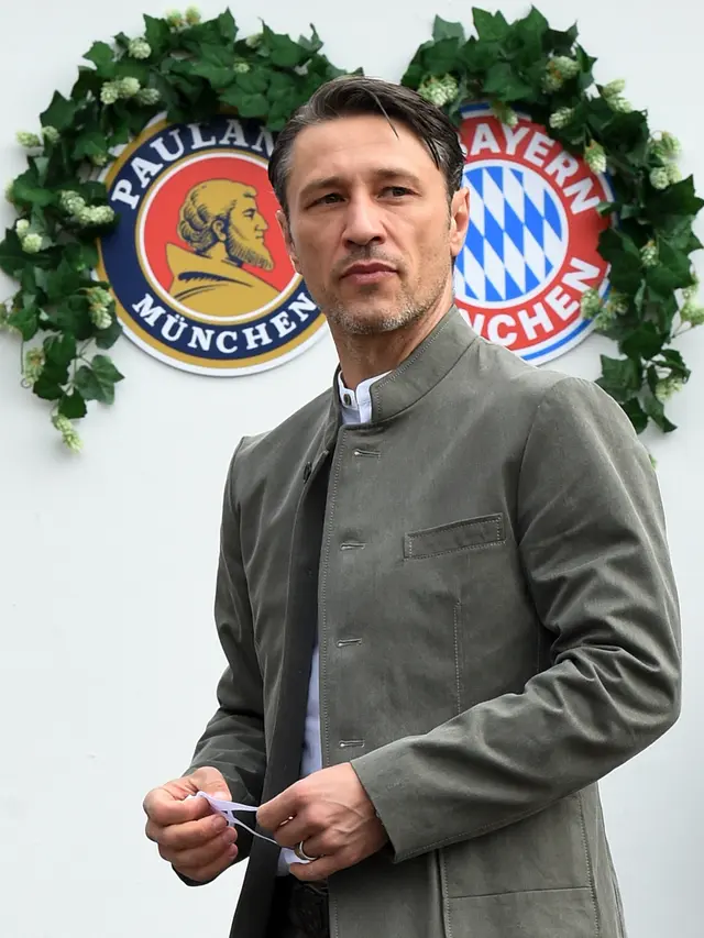 Bayern Munich Kunjungi Oktoberfest