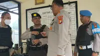 Polres Metro Bekasi perketat penjagaan di Mako menyusul bom bunuh diri di Polsek Astanaanyar Bandung, (Istimewa).