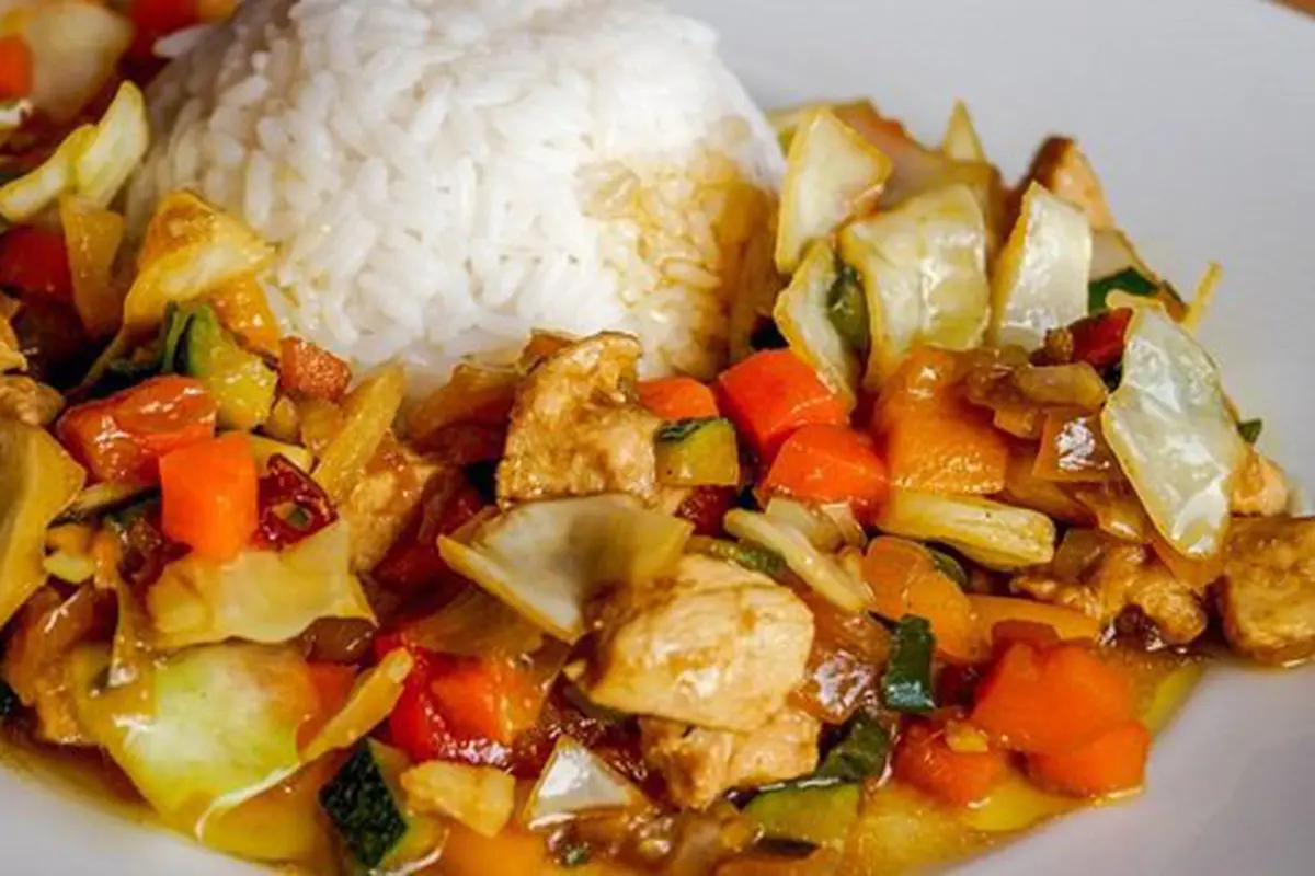 Resep tumis ayam/copyright Pixabay.com/schlauschnacker