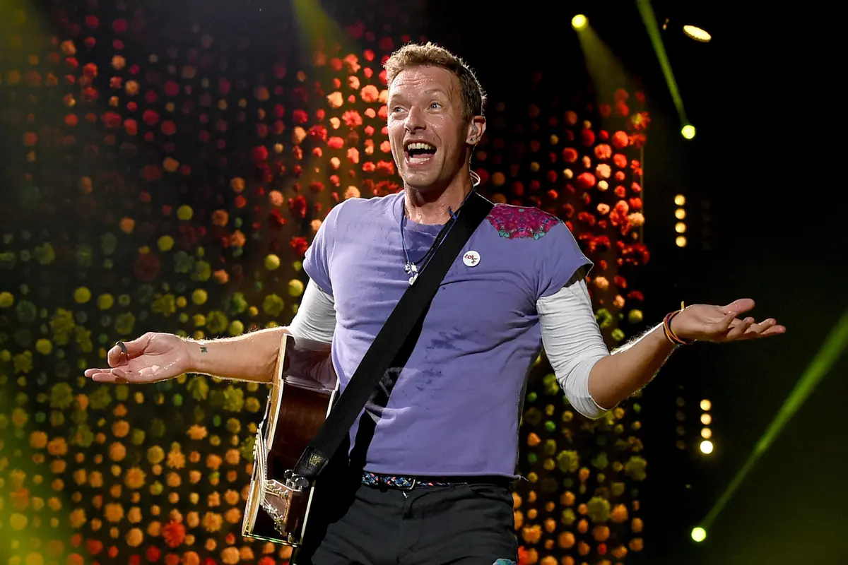 [Bintang] Chris Martin