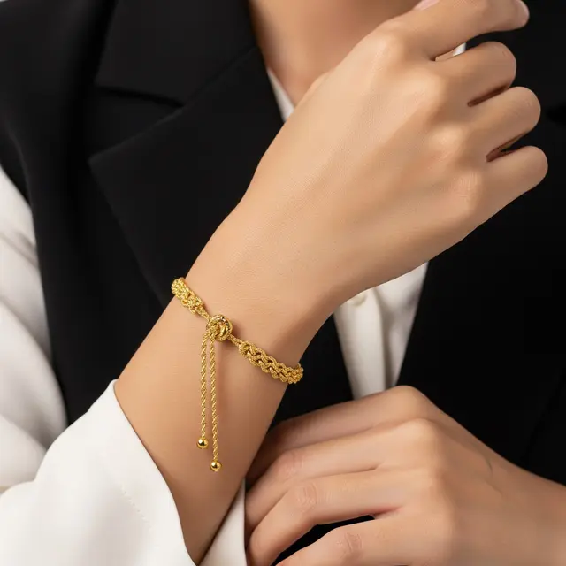 9 Model Gelang Emas Kekinian untuk Tangan Kecil, Elegan dan Tetap Proporsional