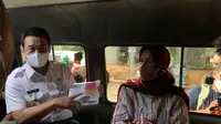 Wakil Gubernur DKI Riza Patria saat meninjau angkot di Jakarta. (Liputan6.com/Winda Nelfira)