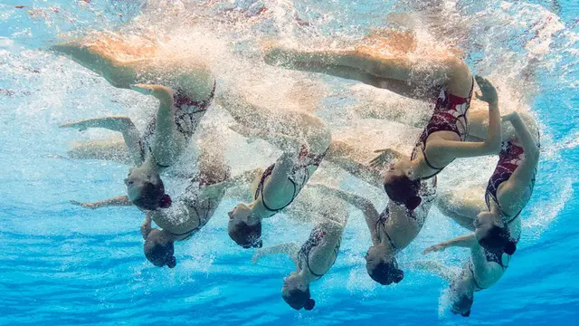 Pesona atlet renang indah yang beraksi di Kejuaraan Dunia Renang 2015 di Kazan, Rusia.