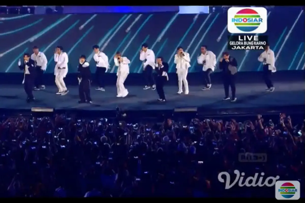 Super Junior Tampil di Closing Ceremony Asian Games 2018 dengan Busana Monokrom