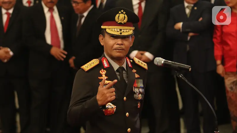 Dilantik Jokowi, Idham Azis Resmi Jadi Kapolri