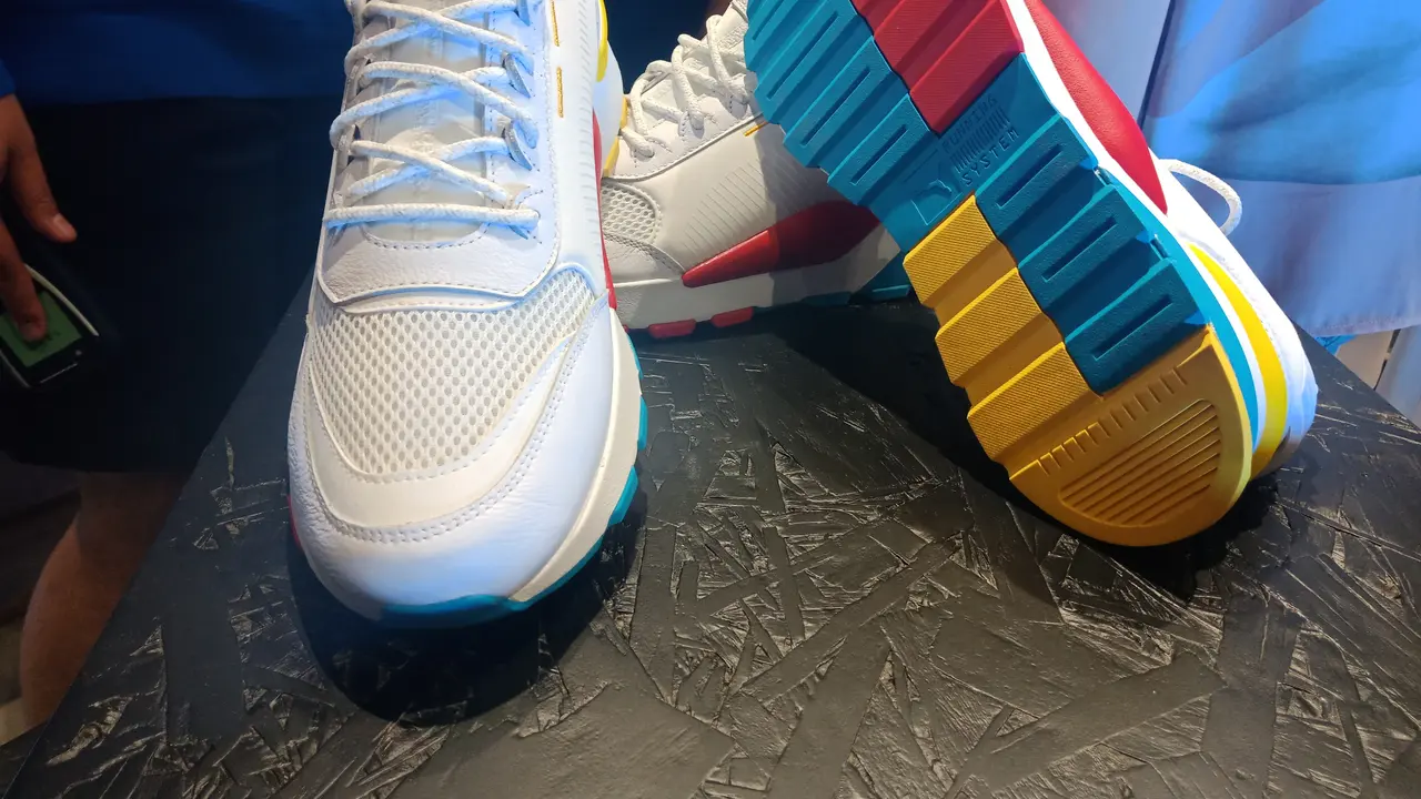 Makin Kece dengan Sneakers Future Retro dari Puma