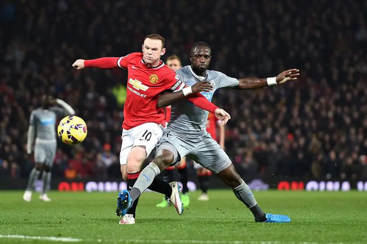 Jones: MU Wajib Awasi Sissoko