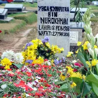 Makam Olga Syahputra. Foto: Faisal R. Syam/Liputan6.com