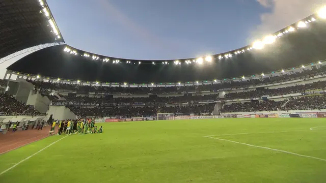 Stadion Jatidiri