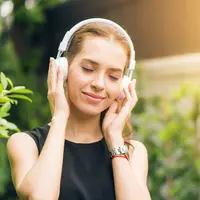 Jenis musik yang bisa tingkatkan kecerdasan otak (foto: Pexels/Tirachard Kumtanom)