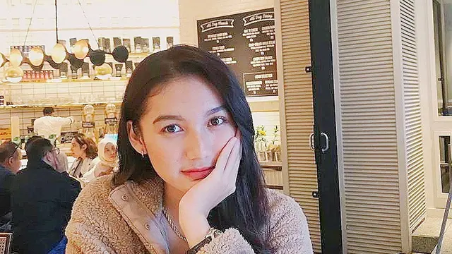 Potret Cantik Fiolina Teja Yanti. (instagram/fiolinatejaay)