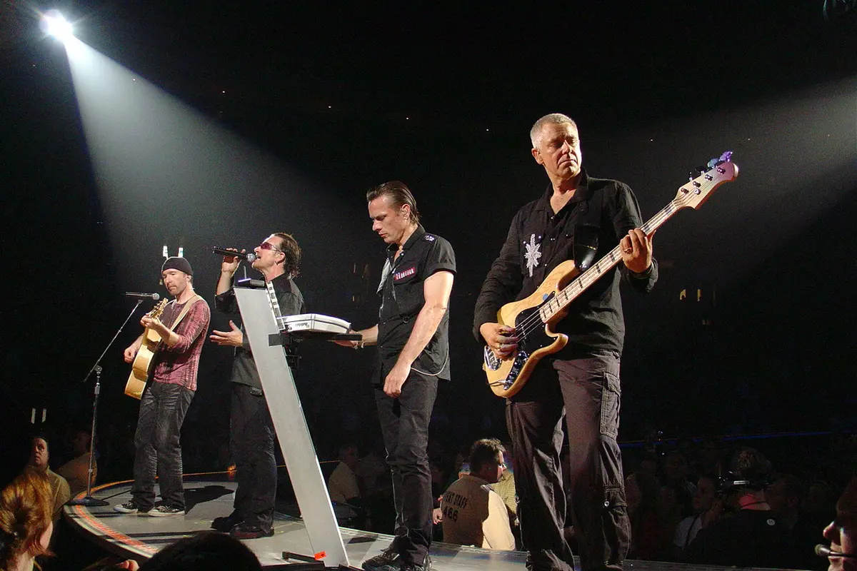 U2