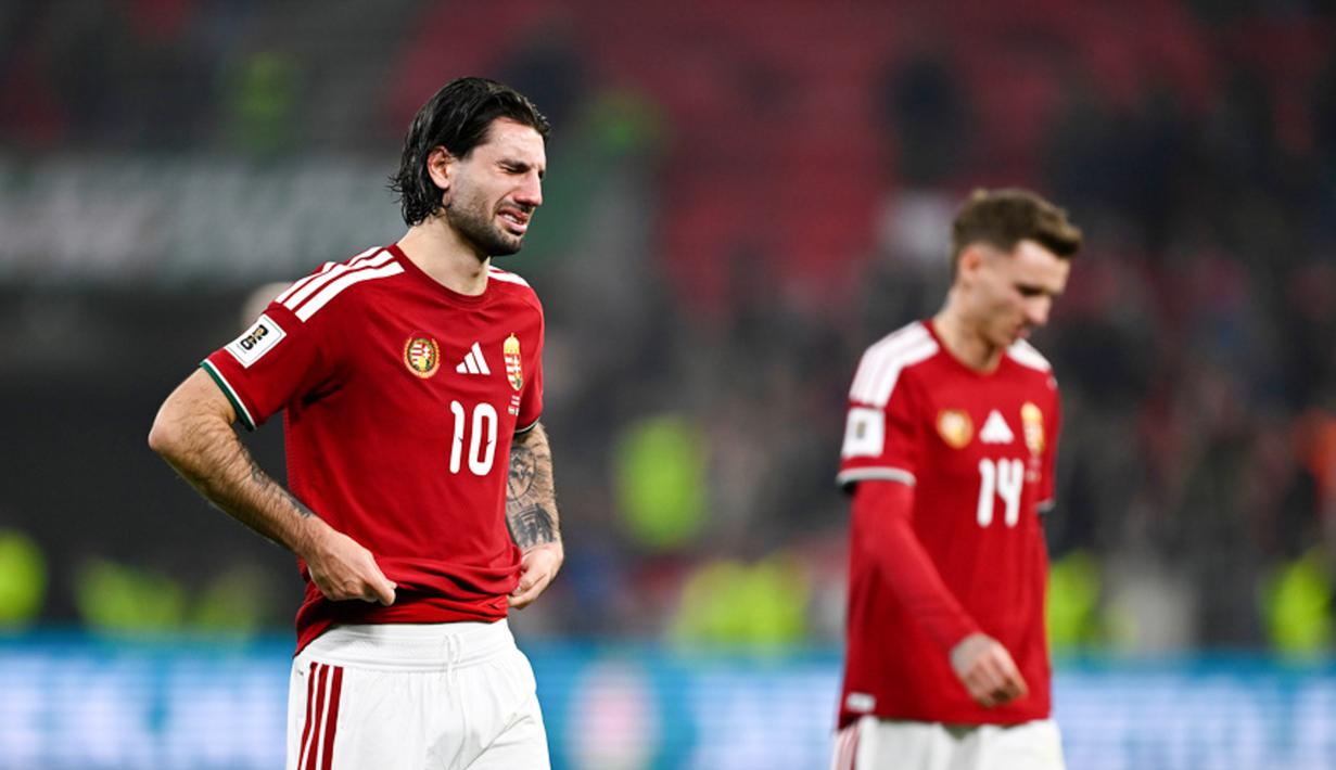 Usai diledek Dominik Szoboszlai, Irlandia rupanya malah bangkit. Dua gol balasan dicetak Troy Parrott, yang mencatat hat-tricknya. Irlandia berbalik menang 3-2 dan akhirnya membuat Hungaria benar-benar menangis. (AP Photo/Denes Erdos)