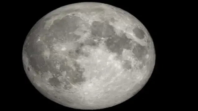 Ilustrasi gerhana bulan total