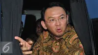 Gubernur DKI Jakarta Basuki Tjahaja Purnama saat memberikan keterangan pers kepada media  (Liputan6.com/Herman Zakharia)