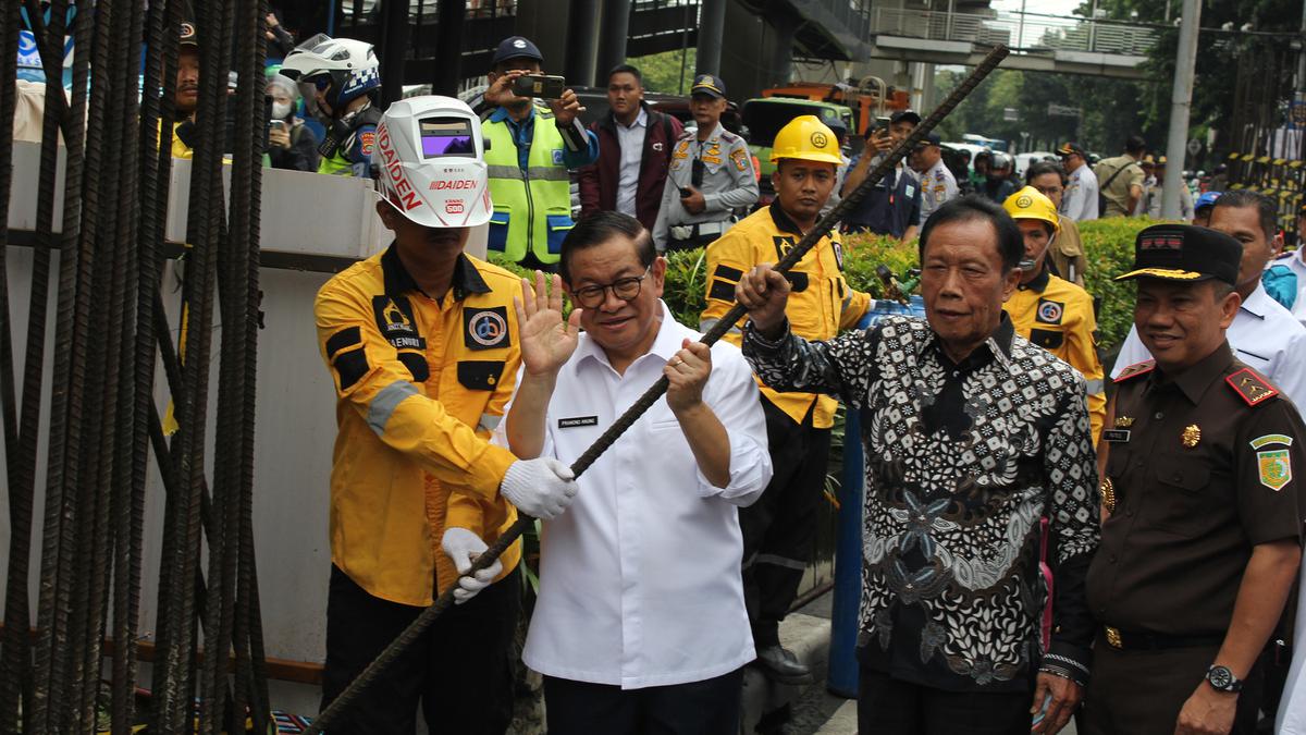 Ditarget Rampung September 2026, Pembongkaran dan Penataan Tiang Monorel Dimulai Hari Ini