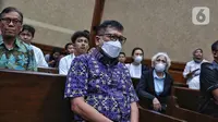 Mantan pejabat Mahkamah Agung (MA) Zarof Ricar menjalani sidang perdana dalam kasus suap hakim pembebas Gregorius Ronald Tannur. (Liputan6.com/Angga Yuniar)