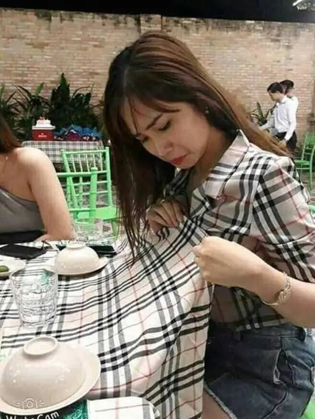 7 Momen Ngakak Motif Baju Mirip Benda Sekitar
