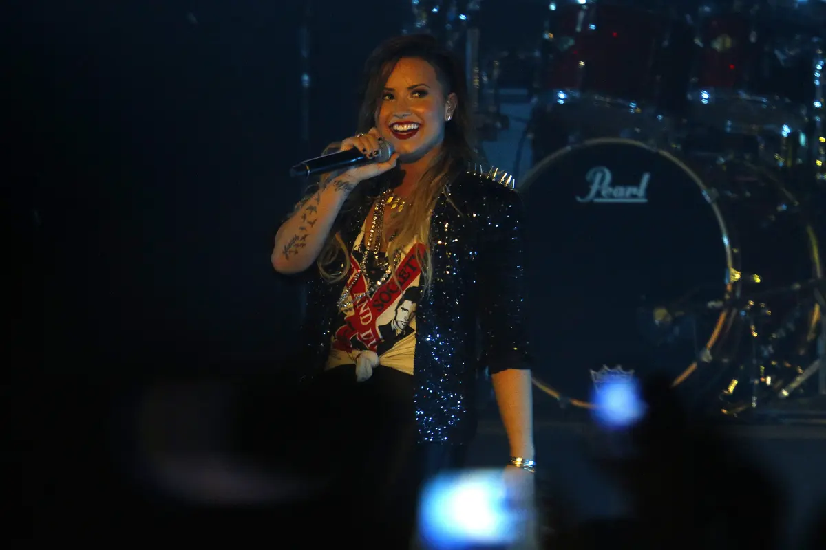 [Bintang] Demi Lovato