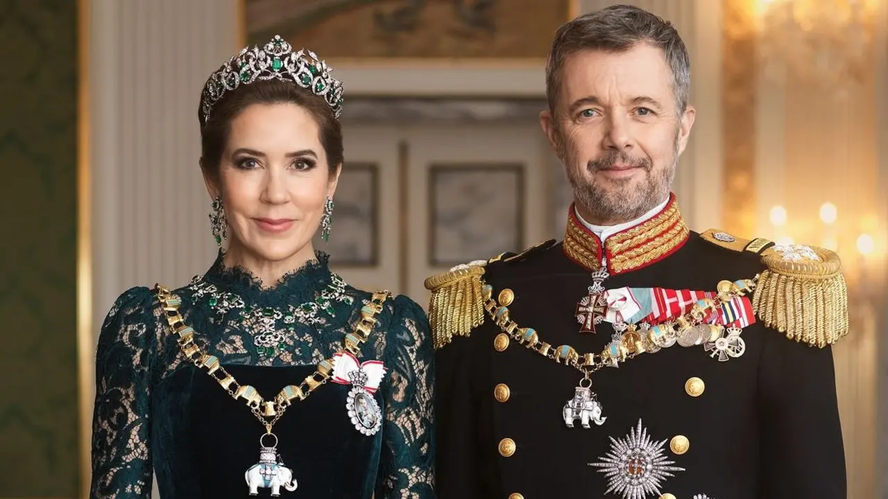 Ratu Mary dan Raja Frederik