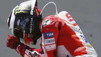 Pebalap Ducati, Jorge Lorenzo, membungkam pihak-pihak yang meragukan kemampuannya dengan naik podium ketiga di MotoGP Jerez, Minggu (7/5/2017). (EPA/Roman Rios)