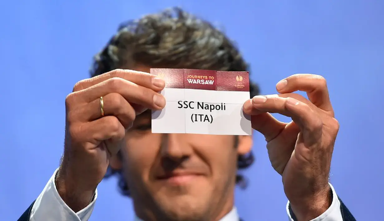 Napoli keluar pertama di drawing semifinal European League musim ini, Jumat (24/4/2015). (AFP)