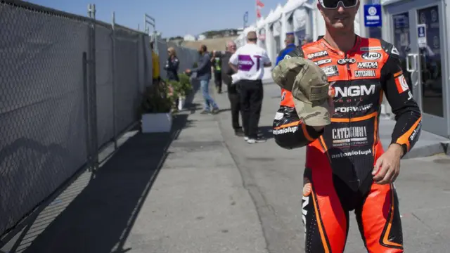 Colin Edwards pensiun akhir musim