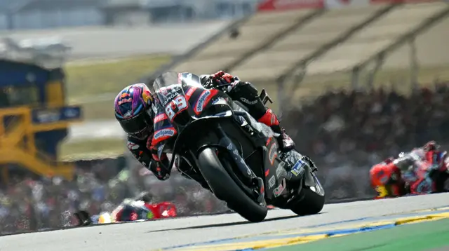 Hasil MotoGP Inggris 2026: Jorge Martin Rebut Pole, Aprilia Kuasai Baris Terdepan