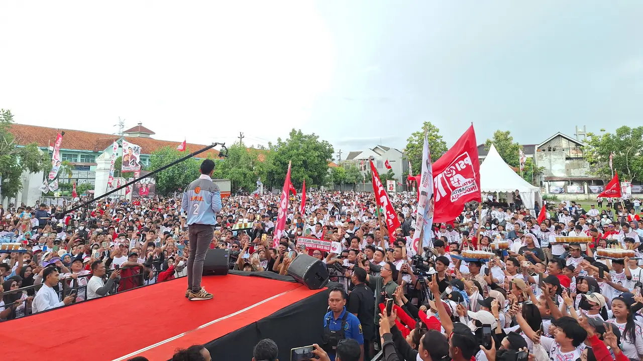 Kampanye akbar perdana Partai Solidaritas Indonesia (PSI) di Lapangan Jajar, Kecamatan Laweyan, Kota Solo, Jawa Tengah, Senin (22/1/2024).