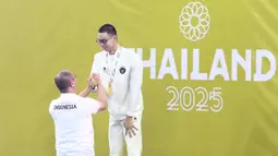 Jason meraih medali emas di nomor 100 meter gaya punggung putra dengan catatan waktu 55,08. (Dok. PB Akuatik Indonesia)