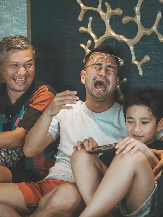 Rafathar dan Geng Ayahnya