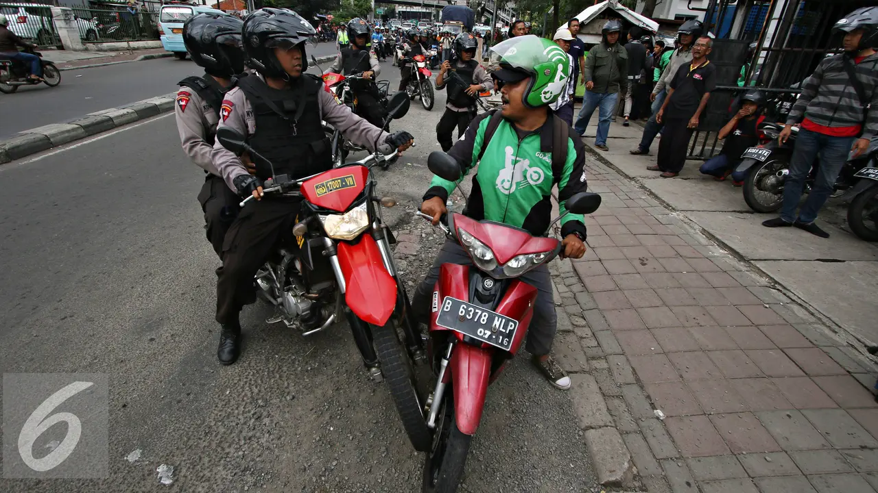 20160322-Aksi-Anarkis-Ojek-Online-Jakarta-IA