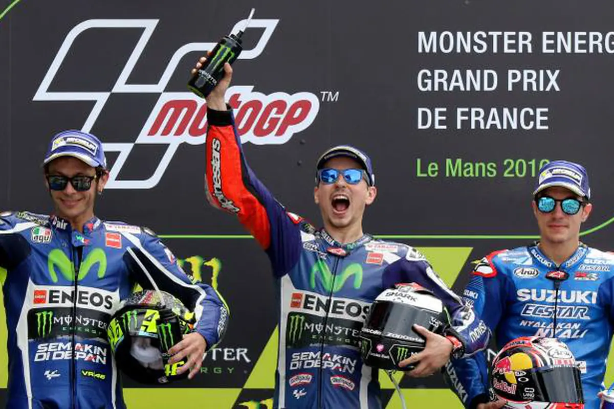 Maverick Vinales - Valentino Rossi - Jorge Lorenzo