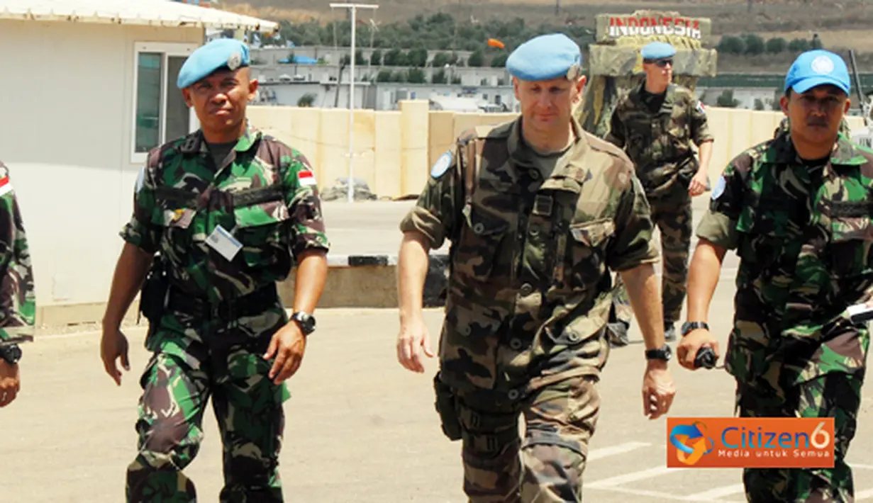 Citizen6, Lebanon: Indobatt menggelar latihan bersama dengan Kontingen Prancis (Force Commander Reserve/FCR) di lapangan Parade Soekarno, Markas Batalyon, UN POSN 7-1, Adshit Al Qusayr, Lebanon Selatan. (Pengirim: Badarudin Bakri)