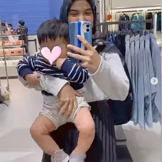 6 Potret Terbaru Nadya Mustika Rahayu Usai Bercerai, Sibuk Urus Buah Hati