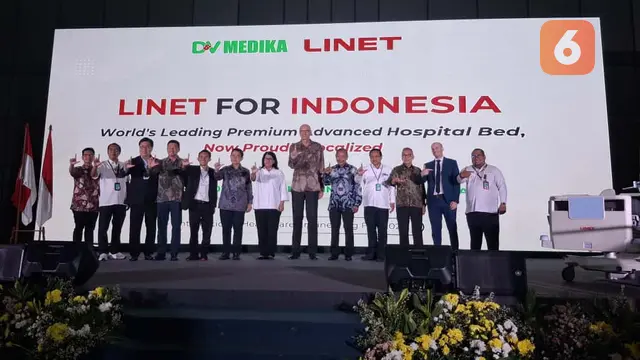Indonesia resmi menjadi pusat produksi global tempat tidur perawatan lanjutan (smart hospital) LINET. Kolaborasi LINET dan DV Medika ini didukung Kementerian Kesehatan RI untuk memperkuat kemandirian industri alat kesehatan nasional berteknologi tinggi. (Foto: Masni/Liputan6.com)