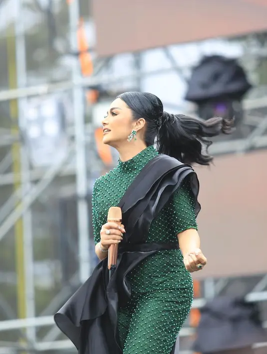 [Instagram/krisdayantilemos]