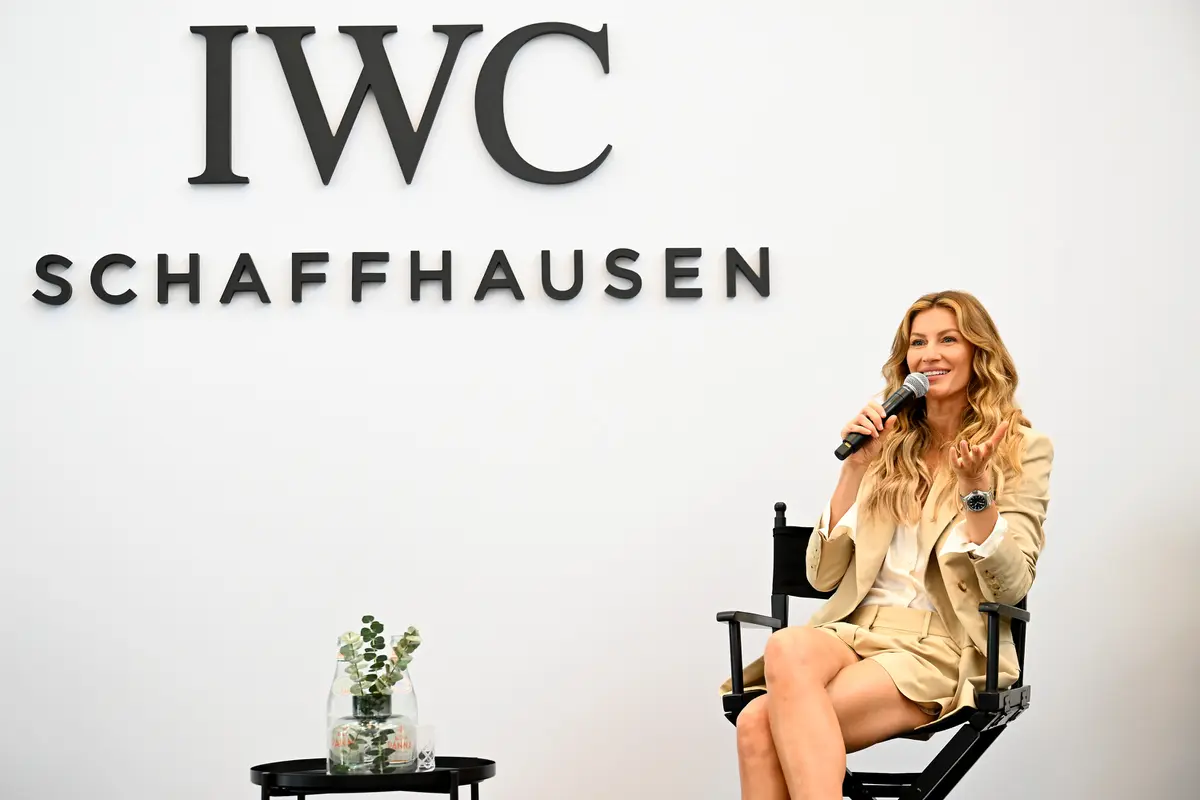 Gisele Bundchen Beberkan Jam Tangan Mahal Favoritnya yang Bisa Dipakai untuk Segala Tampilan