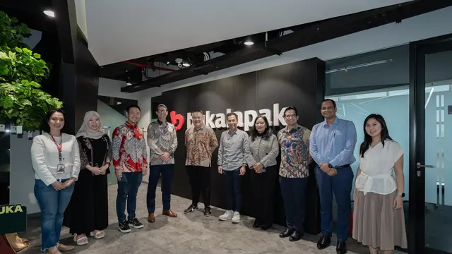 Bukalapak dan Bill & Melinda Gates Foundation melakukan penandatanganan Nota Kesepahaman bersama (MoU), Jumat, 27 September 2024. (Foto: Bukalapak)