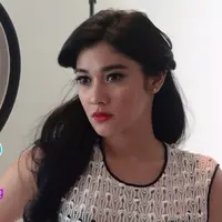 Naysila Mirdad sempat khawatir dengan pacar yang hobi naik motor.